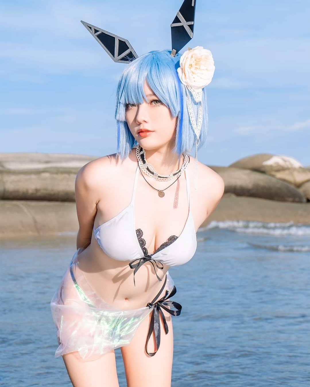 anh messie huang cosplay mac bikini khoe body cuc ngon