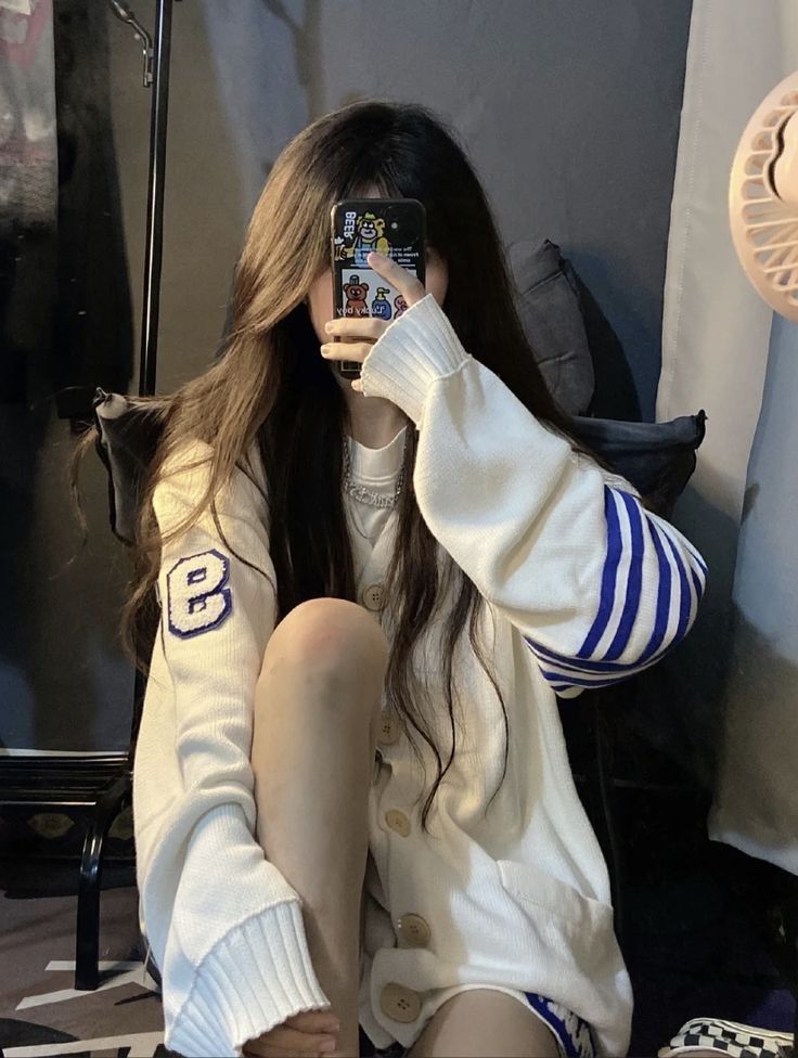 anh gai xinh che mat cute