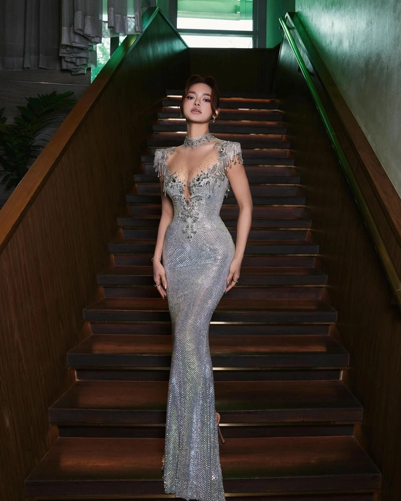 Mai Ngô thu hút mọi ánh nhìn